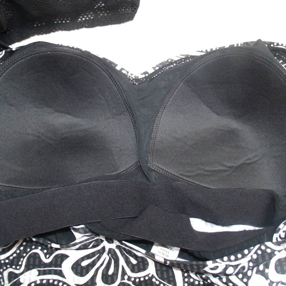 Croft and Barrow Tankini Swim Top Black White & Gray Sz 22W - Picture 6 of 9